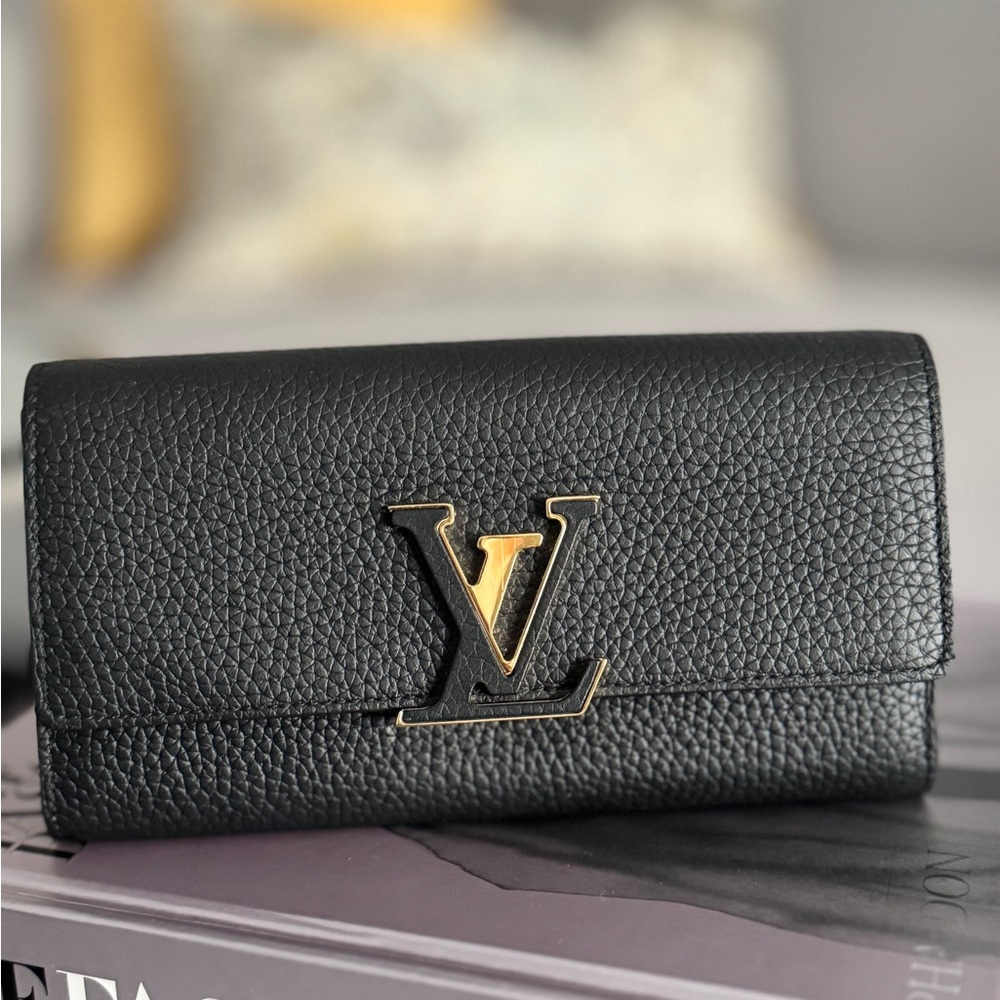 Louis Vuitton Capucines Black Leather Wallet with Gold LV Emblem